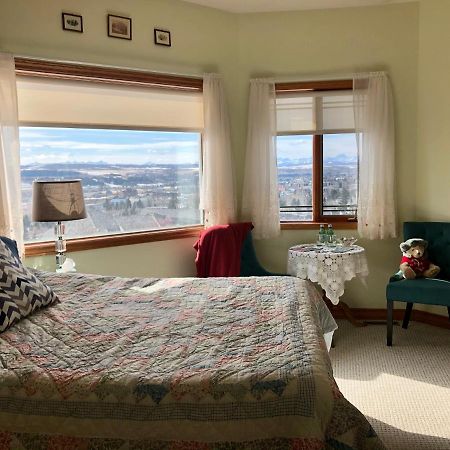 Rocky Mountain View Bed & Breakfast Кокрейн Экстерьер фото