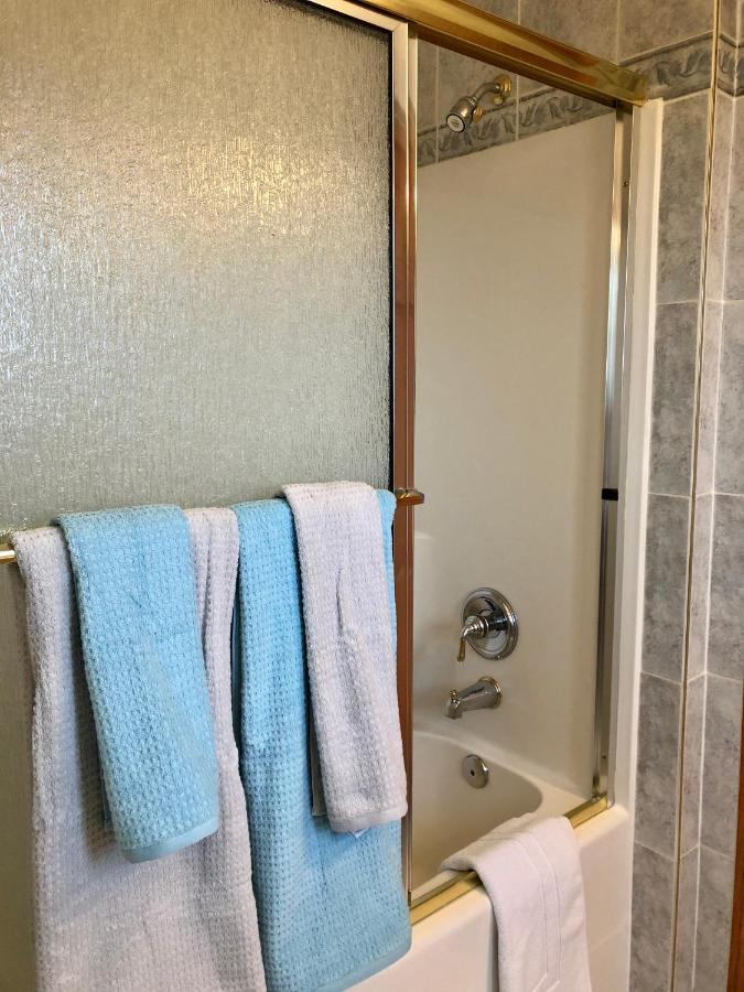 Rocky Mountain View Bed & Breakfast Кокрейн Экстерьер фото